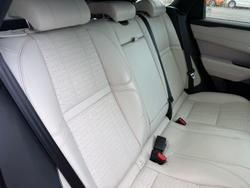 2018 Land Rover Range Rover Velar D300 R-Dynamic HSE