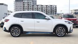 2023 BMW iX1 xDrive30 xLine