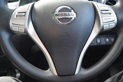 2020 Nissan Navara RX