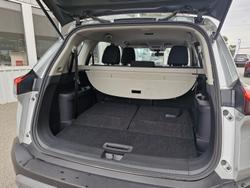 2024 Nissan X-TRAIL ST