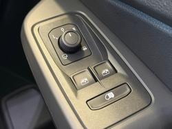 2025 Volkswagen Caddy TSI220