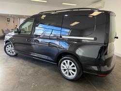 2025 Volkswagen Caddy TSI220