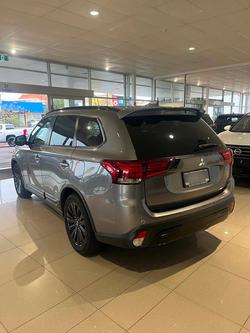 2020 Mitsubishi Outlander Black Edition
