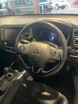 2020 Mitsubishi Outlander Black Edition