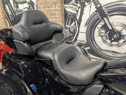 2025 Harley-Davidson Tri Glide Ultra 114 (FLHTCUTG) Trike Black