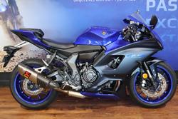 Yamaha YZF-R7LA