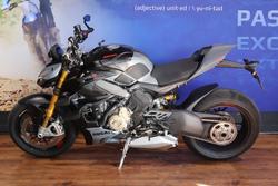 2024 Ducati STREETFIGHTER V4 Black