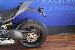 2024 Ducati STREETFIGHTER V4 Black