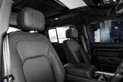 2026 Land Rover Defender 110 P425 X-Dynamic HSE