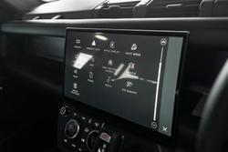 2026 Land Rover Defender 110 P425 X-Dynamic HSE