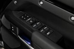 2026 Land Rover Defender 110 P425 X-Dynamic HSE