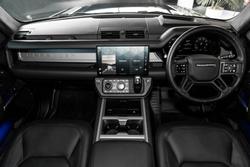 2026 Land Rover Defender 110 P425 X-Dynamic HSE