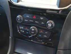 2019 Chrysler 300 SRT Core