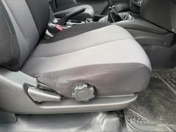 2016 Mitsubishi Triton GLX