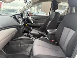 2016 Mitsubishi Triton GLX