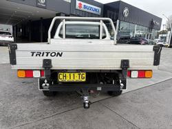 2016 Mitsubishi Triton GLX