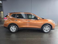 2015 Nissan X-TRAIL ST