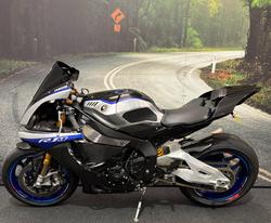 2019 Yamaha YZF-R1 M Blue