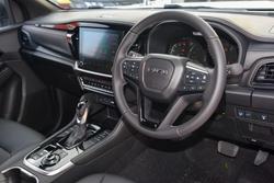 2026 Isuzu MU-X LS-T