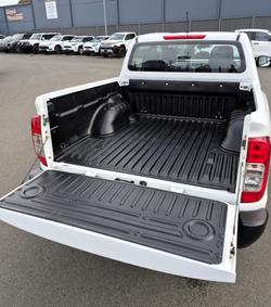 2023 Nissan Navara