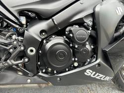 Suzuki GSX-S1000F