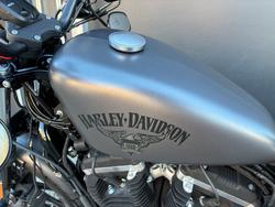 2015 HARLEY-DAVIDSON XL883 IRON 883 BLACK
