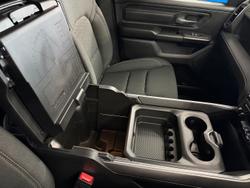 2026 RAM 1500 Express Black Edition Hurricane SO