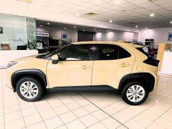 2024 Toyota Yaris Cross GX