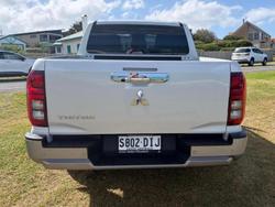 2025 Mitsubishi Triton GLS