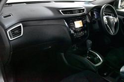 2015 Nissan X-TRAIL ST
