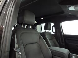 2025 Land Rover Defender 110 D250 S
