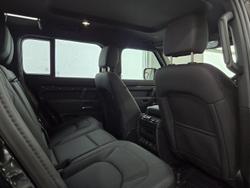 2025 Land Rover Defender 110 D250 S