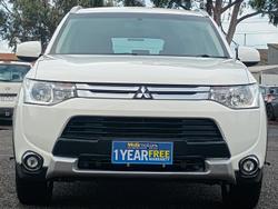 2014 Mitsubishi Outlander ES