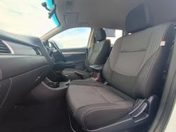 2014 Mitsubishi Outlander ES