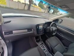 2014 Mitsubishi Outlander ES