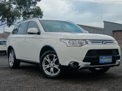 2014 Mitsubishi Outlander ES