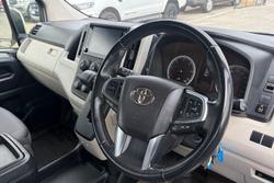 2021 Toyota Hiace Commuter