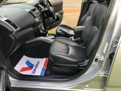 2012 Mitsubishi Outlander LS
