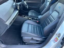 2025 Volkswagen Golf R Black Edition