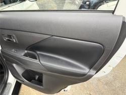 2018 MITSUBISHI OUTLANDER LS 7 SEAT (AWD)