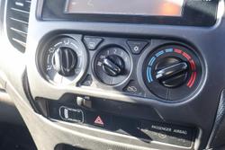 2017 Mitsubishi Triton GLX