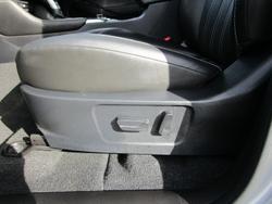 2023 Isuzu MU-X LS-T
