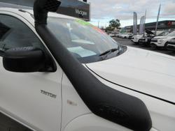 2015 Mitsubishi Triton GLX