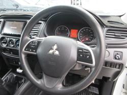 2015 Mitsubishi Triton GLX