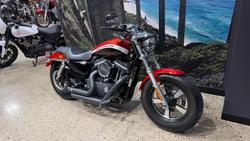 2013 Harley-Davidson 1200 Custom (XL1200C) Sportster Orange