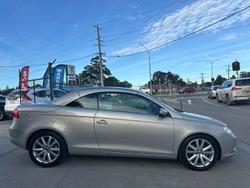 2010 Volkswagen Eos 147TSI