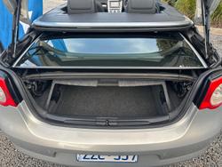 2010 Volkswagen Eos 147TSI