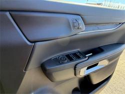 2025 FORD EVEREST PLATINUM (4WD)