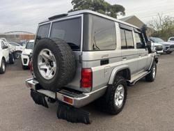 2011 Toyota Landcruiser GXL
