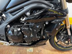 2015 Triumph SPEED TRIPLE (ABS) YELLOW